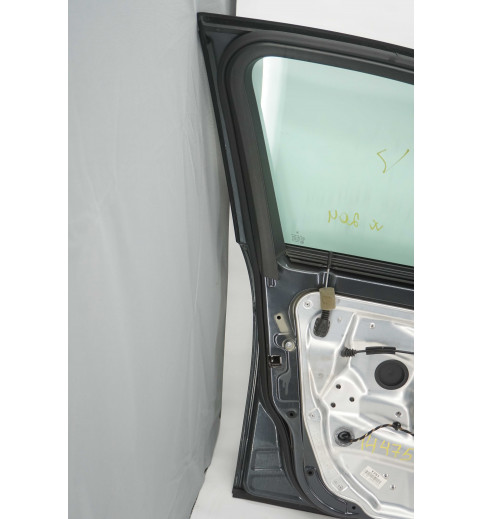 Mercedes-Benz Mercedes W204 Tür Vorne Links  Farbe-755  -14475- Türen & Türenbleche
