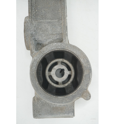 Mercedes Vito W447 Halter Träger  Getriebehalter A4473530800  -14507- Sonstige