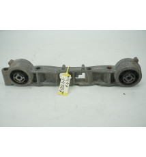 Mercedes Vito W447 Halter Träger  Getriebehalter A4473530800  -14507- 