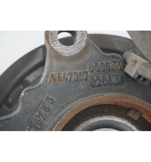 Mercedes-Benz Mercedes Vito W447 Achsschenkel Radnabe Hinten Links A4473570006   -14511- Achsschenkel