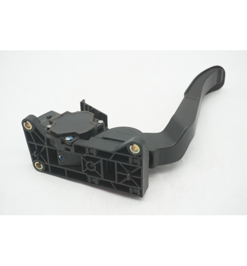 A9013000504 0281002337 Mercedes Sprinter W901 W905 Gaspedal  -14550-