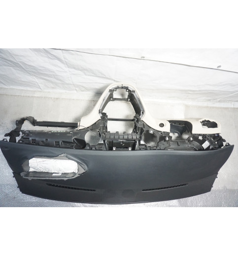 Mercedes-Benz A4476890016 A4476800287 Mercedes V-Klasse W447 Armaturenbrett  -14643- Armaturenbretter