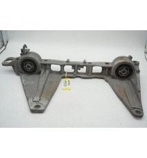 A4473530000 Mercedes V-Klasse W447 Halter Differentialgehäuse -14649-