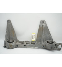 A4473530000 Mercedes V-Klasse W447 Halter Differentialgehäuse -14649-