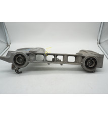 A4473530000 Mercedes V-Klasse W447 Halter Differentialgehäuse -14649-
