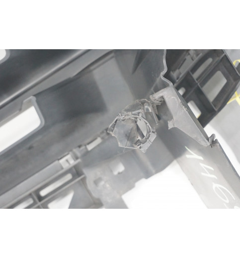 HVW9068800385 2E0853653E  VW Crafter Kühlergrill   -14690-