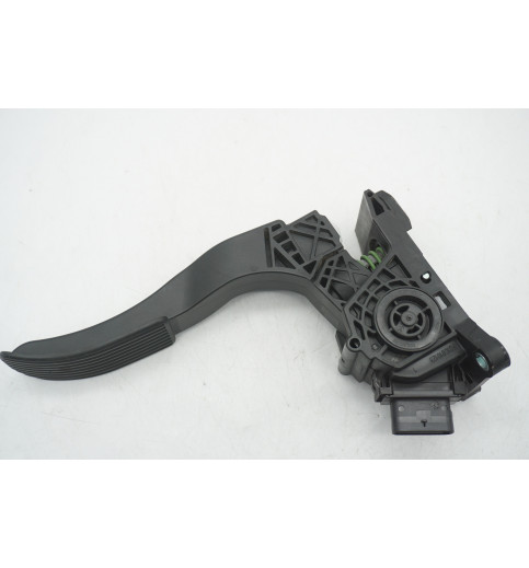 A9073010200 Mercedes W447  Gaspedal  -14735-