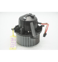 A0008304701 BZ71086 Mercedes W447 Gebläsemotor Lüfter Heizung  -14752-