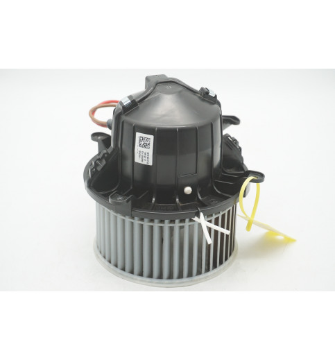 Mercedes-Benz A0008304701 BZ71086 Mercedes W447 Gebläsemotor Lüfter Heizung  -14752- Gebläsemotoren & -räder