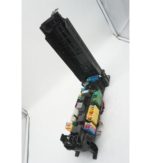 Mercedes-Benz A4475460046 A4475401440 A4475460064 Mercedes W447 Sicherungskasten   -14754- Sicherungen & Sicherungsboxen