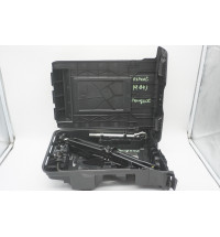  9811866680 9807676080 Peugeot Expert  Bordwerkzeug  Wagenheber  -14841-