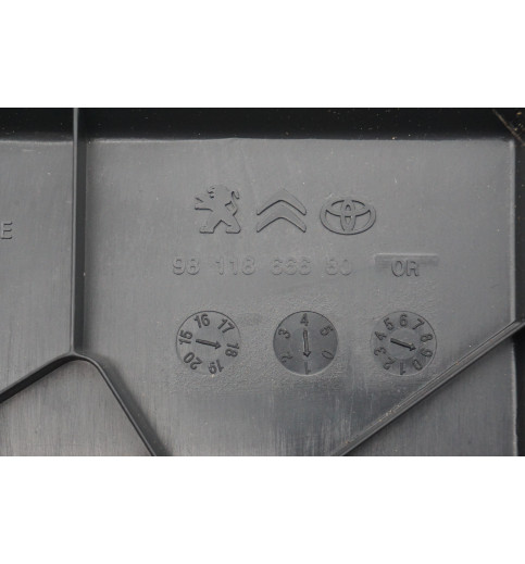  9811866680 9807676080 Peugeot Expert  Bordwerkzeug  Wagenheber  -14841-