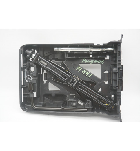  9811866680 9807676080 Peugeot Expert  Bordwerkzeug  Wagenheber  -14841-