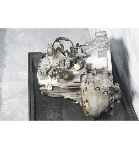 Peugeot 9819585680 20MB51 0892902 Peugeot Expert  Getriebe   -14867- Schaltgetriebe