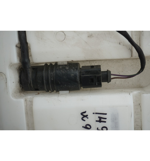 A9108600400 15549454A Mercedes W910 Wischwasserbehälter -14949-