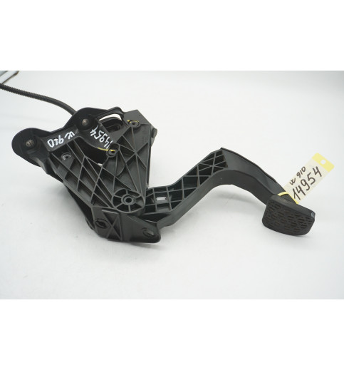 A9102900600 Mercedes W910 Kupplungspedal   -14954-