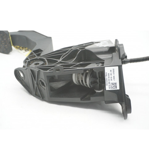 A9102900600 Mercedes W910 Kupplungspedal   -14954-