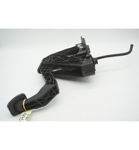 A9102900600 Mercedes W910 Kupplungspedal   -14954-