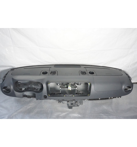 A9106800600 Mercedes W907-910 Armaturenbrett Instrumententafel  -14967-