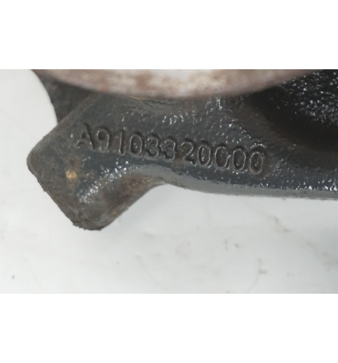 A9103320000 Mercedes  Sprinter W910 Achsschenkel vorne links  -14977-