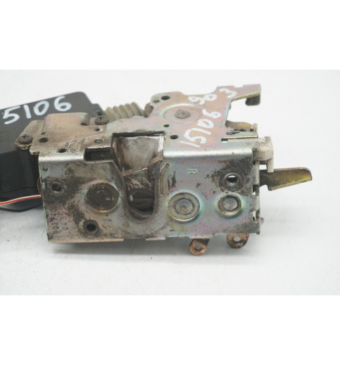 9017400435 Mercedes Sprinter  W901-905 Türschloss hinten rechts   -15106-