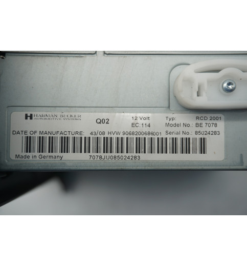 HVW9068200686  Volkswagen Crafter Audio System  -15110-