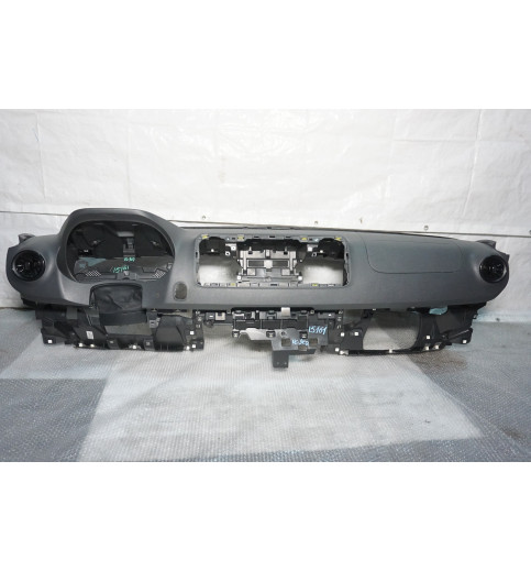 A9106890800 A9108310300 Mercedes W907-910 Armaturenbrett Instrumententafel 