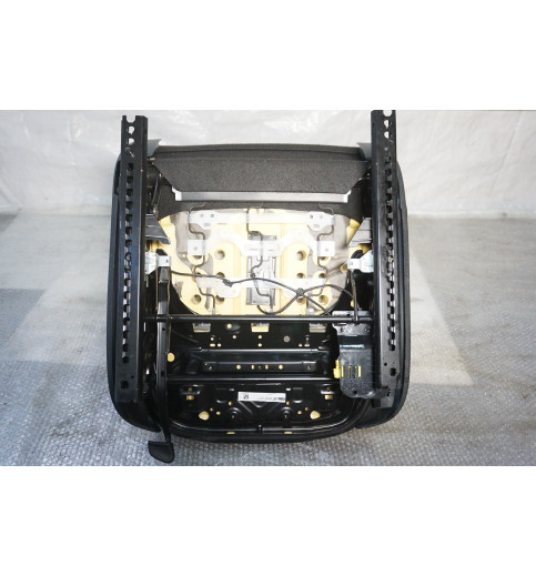  Mercedes W907 Sitz vorne rechts schwarz 