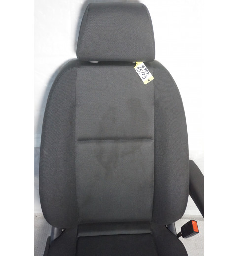  Mercedes W907 Sitz vorne rechts schwarz 