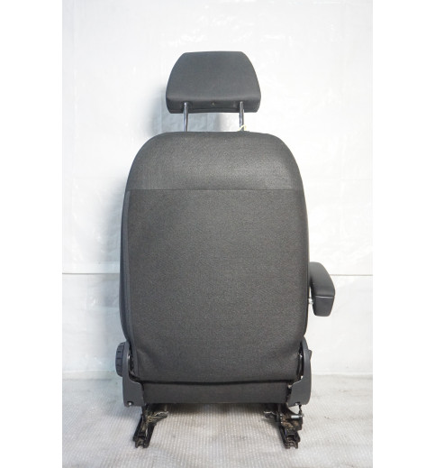  Mercedes W907 Sitz Fahrersitz vorne links schwarz 