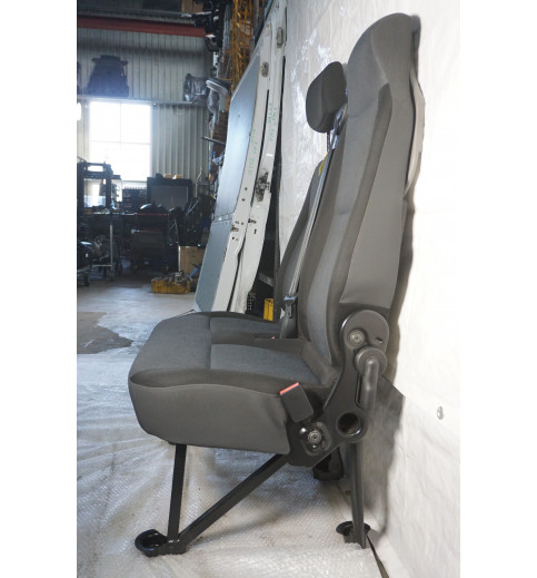 Renault Master III  Sitz Doppel Sitzbank Beifahrersitz Vorne Rechts