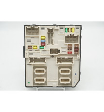 284B63007R Renault Master III Sicherungskasten