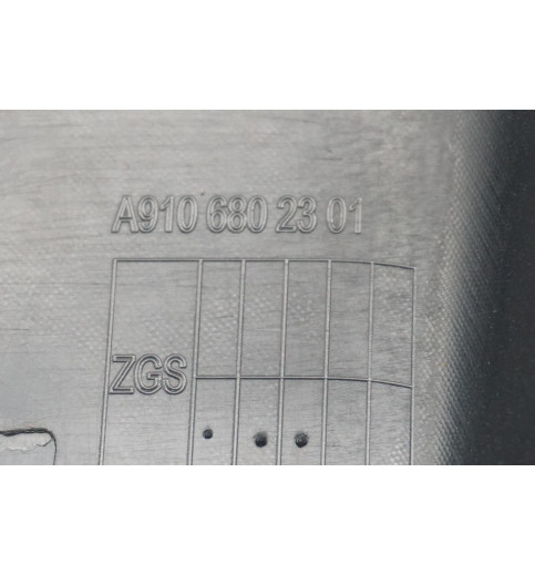 A9106802401 A9106802301 Mercedes  W907-910 Mittelkonsole Armaturenbrett  