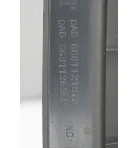 668112187R  668113656R Renault Master III Abdeckung Windlauf