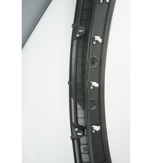 668112187R  668113656R Renault Master III Abdeckung Windlauf