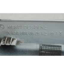 A6396940625 Mercedes Vito W639 Blende Scharnier Heckflügeltür Rechts