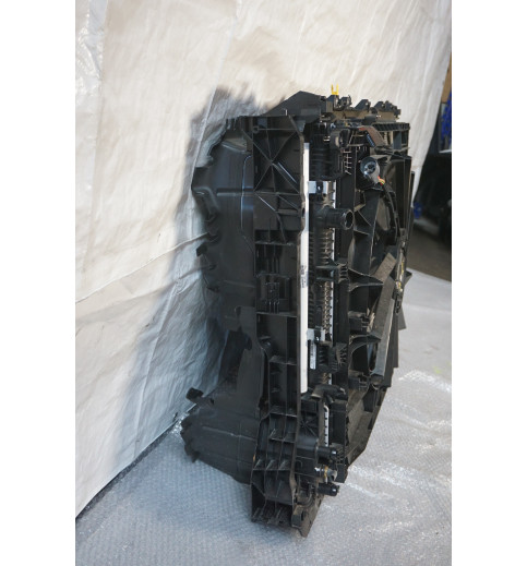 PZ31A16E146A PZ318C607 Transporter T7 Schloßträger Kühlmittelkühler Kühlerlüfter