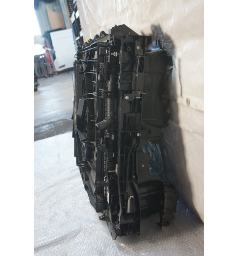 PZ31A16E146A PZ318C607 Transporter T7 Schloßträger Kühlmittelkühler Kühlerlüfter