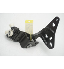 PZ31V25028AD VW Transporter T7 Rollenführung für Schiebetür