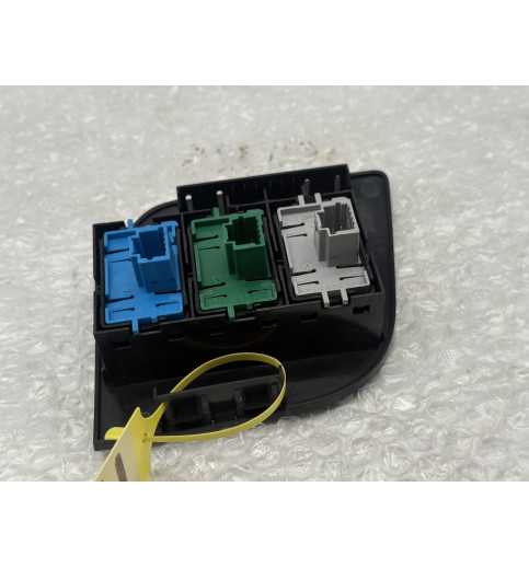 Renault Master III Schalterleiste Tempomat Start Stopp ECO 684950002R Renault Master III Schalterleiste Tempomat Start Stopp ECO 684950002R