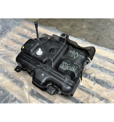 Renault Master III AdBlue Tank Harnstofftank SCR 172A28000R
