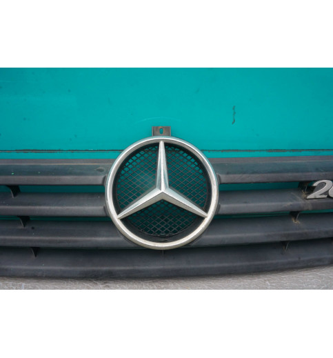 Mercedes-Benz Sprinter W901,W902,W903,W904,W905 Kühlergrill  A9018800085 -1055- Front- & Kühlergrills