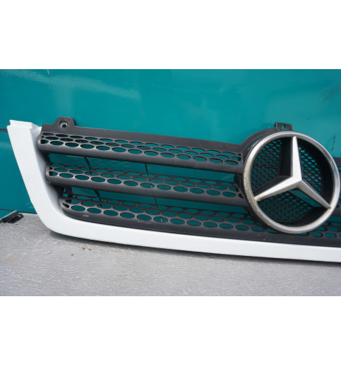 Mercedes-Benz Sprinter W901,W902,W903,W904,W905 Kühlergrill  A9018800385 -11213- Front- & Kühlergrills